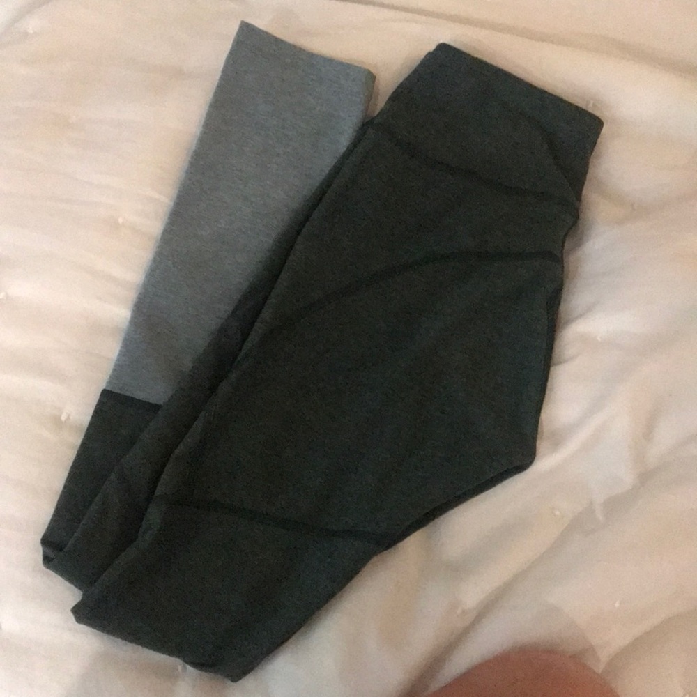 Outdoor Voices Leggings - Picture 2 of 4